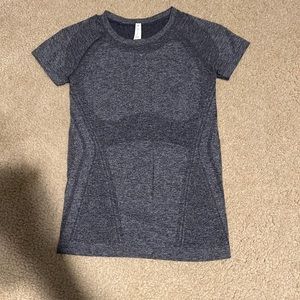 Athleta Momentum Seamless Tee